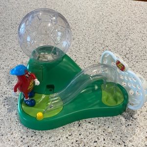 Jelly Belly Dispenser takes one AA battery.